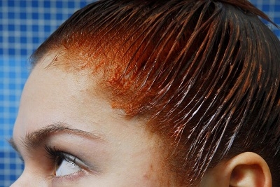 Farbanje kose sa farbom iz salona na sve duzine kose + pakovanje kose + pranje kose + sisanje + feniranje | Popusti